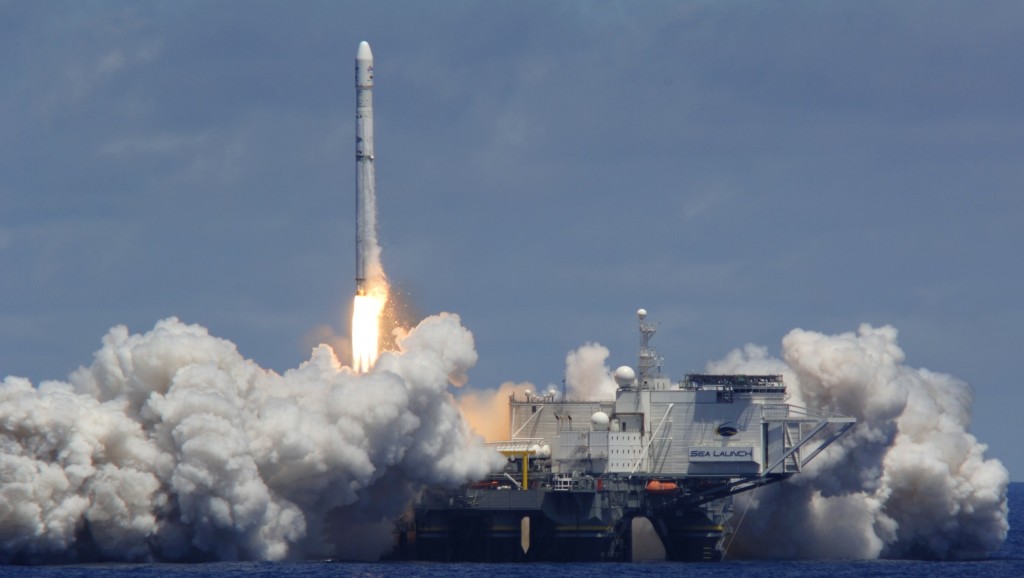 http://kosmonauta.net/wp-content/uploads/2014/05/sea-launch-e1423466375952.jpg