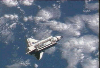 Animacja pokazująca manewr RPM (NASA TV)