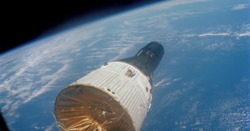 Kapsuła Gemini w trakcie misji Gemini 7 / Credits - NASA