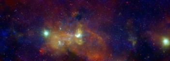 Mozaika centralnego regionu Drogi Mlecznej. Cred NASA/CXC/UMass/D. Wang et al.