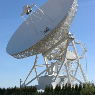 32-metrowy radioteleskop UMK w Piwnicach pod Toruniem, credits: Adam Piech (kosmonauta.net)