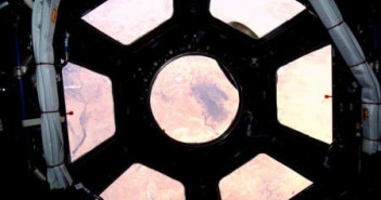 Sahara widziana z Cupoli, dostarczonej na ISS w trakcie misji STS-130 / / Credits - Astro_Soichi (to astronauta Soichi Noguchi)