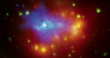 Obraz pozostałości po eksplozji supernowej powstały przez złożenie zdjęć z teleskopów Chandra oraz Spitzer, creditNASA/CXC/JPL-Caltech/Harvard-Smithsonian CfA