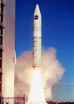 Start rakiety Athena 1 z wyspy Kodiak, (c) NASA - domena publiczna