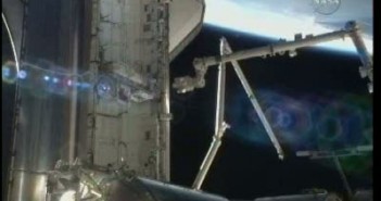 Paleta ICC ze starymi bateriami z P6 już w ładowni / Credits: NasaTv