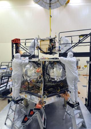 Prace nad osłoną radiacyjną Juno (NASA-JPL)