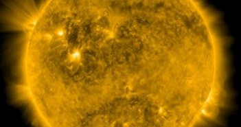 Wygląd Słońca w dniu 28 sierpnia 2010 roku tuż przed godziną 12:00 CEST / Credits - NASA, SDO