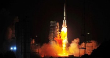 Start rakiety CZ-3B z satelitą SinoSat-6 (Xinhua/Yang Guang)