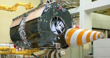 Przygotowania satelity Goniec-M (Reszetnew)
