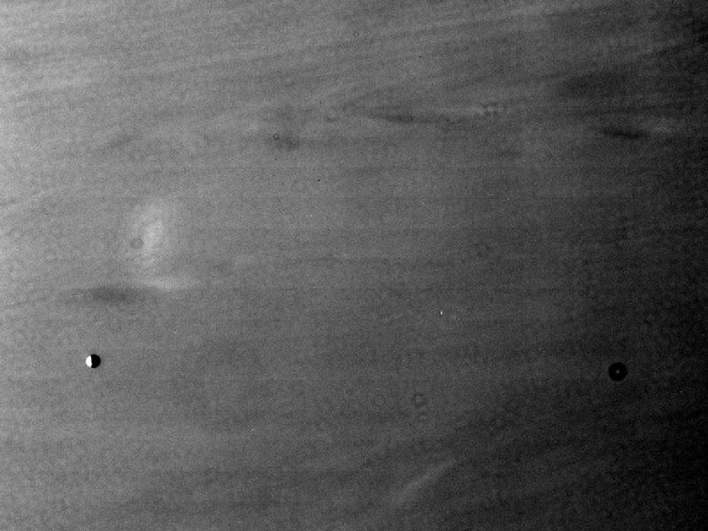 Pallene, średnica 4 km, na tle Saturna / Credits: Dione i Rea sfotografowane 17 października przez sondę Cassini / Credits: NASA/JPL/SSI/LPI 