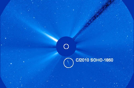 Kometa C/2010 SOHO-1860 odkryta 17 listopada przez Michała Kusiaka (NASA)