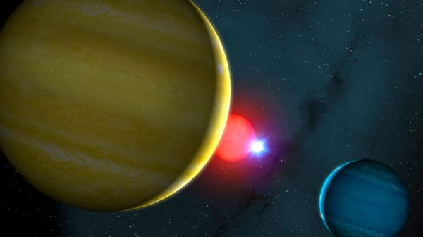 Wizja artystyczna układu planetarnego NN Serpentis, w którym dwie planety gazowe obiegają układ podwójny, złożony z chłodnej gwiazdy typu M4 oraz białego karła (Mark A. Garlick/University of Warwick)