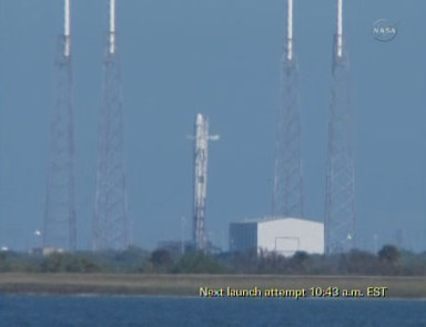 Rakieta Falcon 9 oczekuje na start w drugim oknie startowym dzisiejszego dnia (NASA TV)