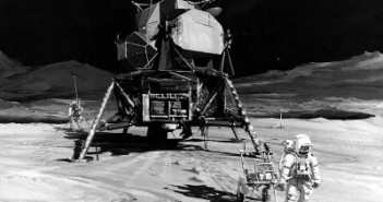 Wizja artystyczna eksploracji w ramach misji Apollo-14 (NASA/scan: J.L. Pickering)
