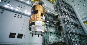 Pojazd HTV-2 tuż przed integracją z rakietą H-IIB / Credits - JAXA