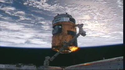 HTV-2 ustawiony przy węźle cumowniczym modułu Harmony / Credits - NASA TV