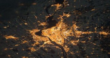 Montreal widziany z pokładu ISS (zdjęcie nocne) / Credits - NASA