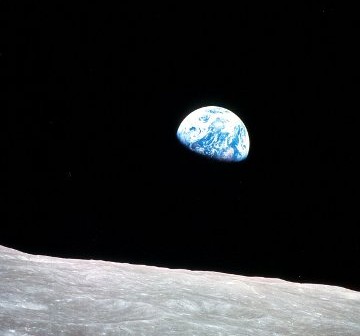 Wschód Ziemi, wkrótce ten widok znów zobaczą ludzie / credits: NASA