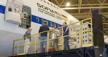 GREAT podczas montażu w latającym obserwatorium SOFIA / Credits: Max Planck Institute for Radioastronomy