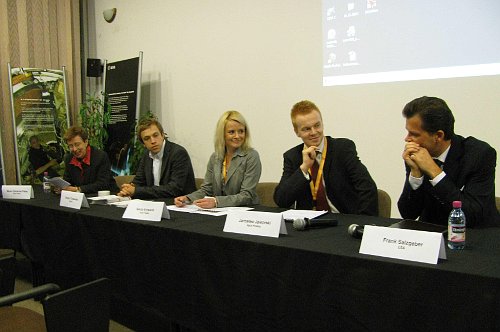 Panel dyskusyjny / Credits - Astri Polska