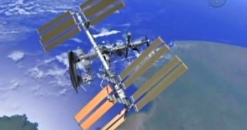 Wizualizacja ISS z zacumowanym Discovery / Credits: NASA