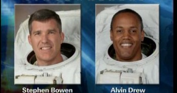 qAstronauci Drew i Bowen - spacer EVA-2 / Credits - NASA TV