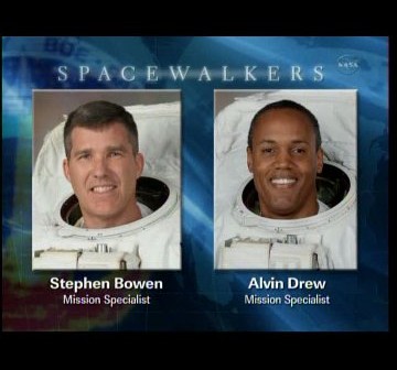 qAstronauci Drew i Bowen - spacer EVA-2 / Credits - NASA TV