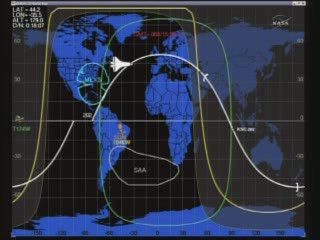 16:19 CET - Discovery ponad Atlantykiem na orbicie 202 / Credits - NASA TV