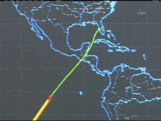 17:34 CET - Discovery u wybrzeży Ameryki / Credits - NASA TV