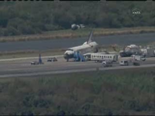 18:19 CET - czynności post-landing / Credits - NASA TV