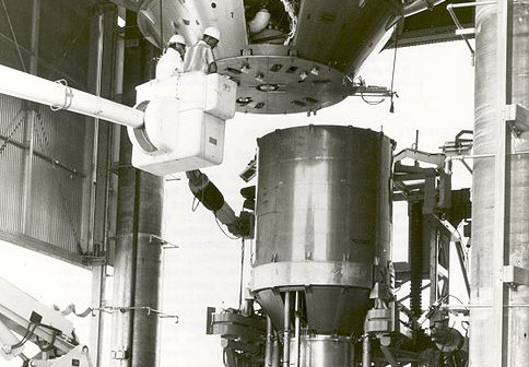 Przygotowania do testu silnika jądrowego XECF, rok 1966 / Credits: NASA