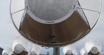 Jeden z radioteleskopów sieci ATA - zdjęcie z 2007 roku / Credits - SETI Institute