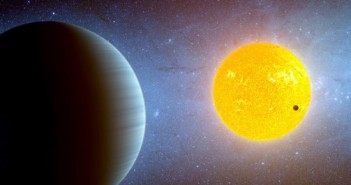 Artystyczna wizja układu Kepler-10. Bliżej gwiazdy - Kepler-10 b. / Credits - NASA, Spitzer team