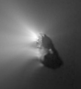 Jądro komety Halleya zarejestrowane przez sondę Giotto (Max Planck Institute for Solar System Research)