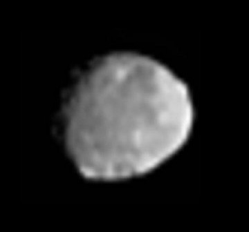 Westa z odległości 189 tysięcy kilometrów / Credits - NASA, JPL
