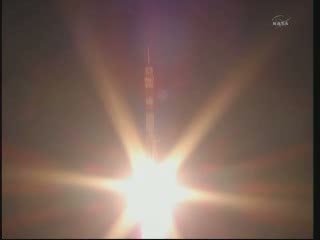 Sojuz TMA-02M wznosi się ku orbicie - kilka sekund po starcie / Credits - NASA TV