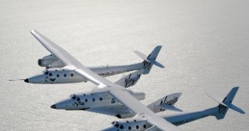 WhiteKnightTwo i SpaceShipTwo / Credits - Mark Greenberg, Virgin Galactic