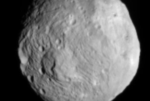 9 lipca - Westa z odległości 41 tysięcy kilometrów / Credits - NASA, JPL