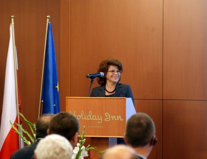 Wystąpienie podsekretarz stanu w Ministerstwie Gospodarki, Grażyny Henclewskiej, otwierające warszawskie seminarium SSA / Credits: Kosmonauta.net