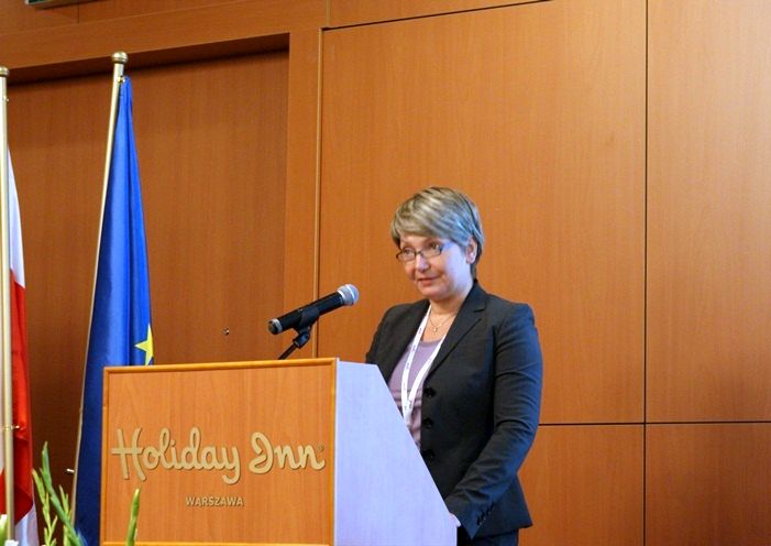 Prelekcja Sylvie Kainz-Huber, zastępczyni kierownika biura polityki kosmicznej i koordynacji  w departamencie przedsiębiorczości Komisji Europejskiej / Credits: Kosmonauta.net