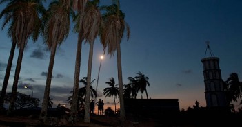Rakieta Ariane 5 ECA opuszcza kosmodrom Kourou z satelitami Arabsat 5C oraz SES-2 (Arianespace)