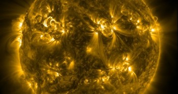 Widok Słońca w dniu 09.11.2011 o godzinie 16:30 CET / Credits - NASA, SDO
