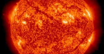 Wygląd Słońca przed erupcją włókna słonecznego / Credits - NASA, SDO
