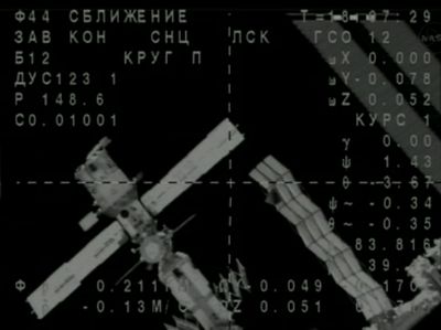 Rosyjska część Stacji ISS widoczna z kamery Sojuza / Credits: NASA