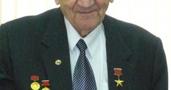 Boris Jewsjejewicz Czertok (1912-2011)