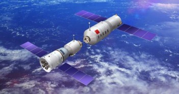 Wizja artystyczna cumowania statku kosmicznego Shenzhou do modułu Tiangong (CNSA)