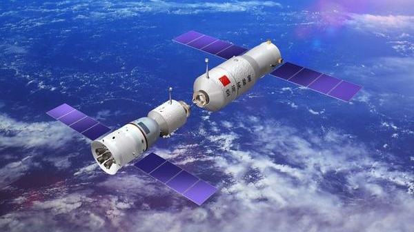 Wizja artystyczna cumowania statku kosmicznego Shenzhou do modułu Tiangong (CNSA)