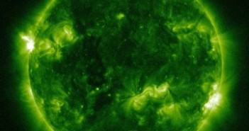 Widok Słońca w dniu 5 maja 2012 - tuż przed fazą maksymalną rozbłysku M1.4 / Credits - NASA, SDO