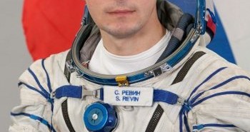 Siergiej Rewin, 15 maja ma udać się po raz pierwszy w przestrzeń kosmiczną na pokładzie statku Sojuz TMA-04M / Credtis: RKA