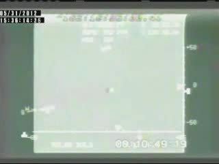 Statek Dragon pod spadochronem pilotującym / Credits: NASA TV